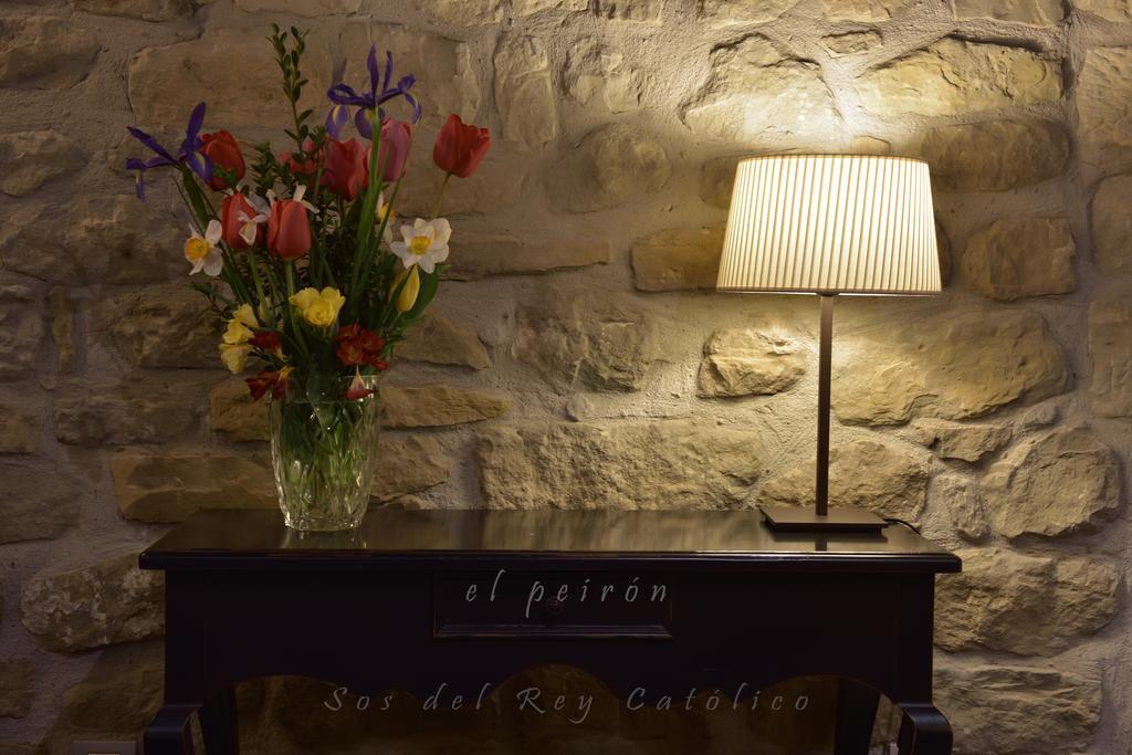 El Peiron Hotell Sos del Rey Católico Eksteriør bilde